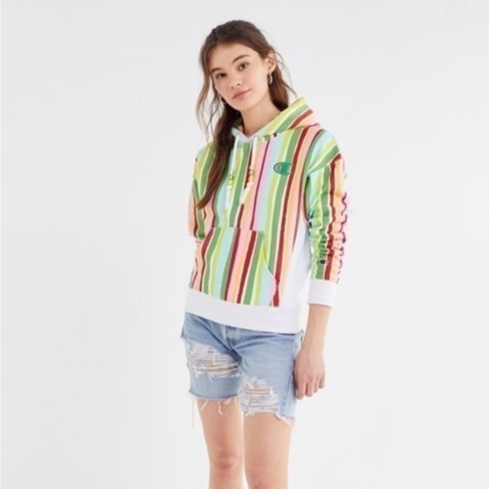 CHAMPION x UO Watermelon Stripe Pullover Hoodie
